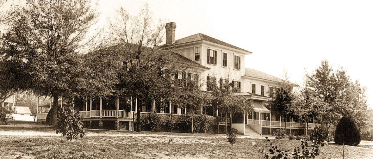 Historic Lakeside Inn in Mount Dora, Florida